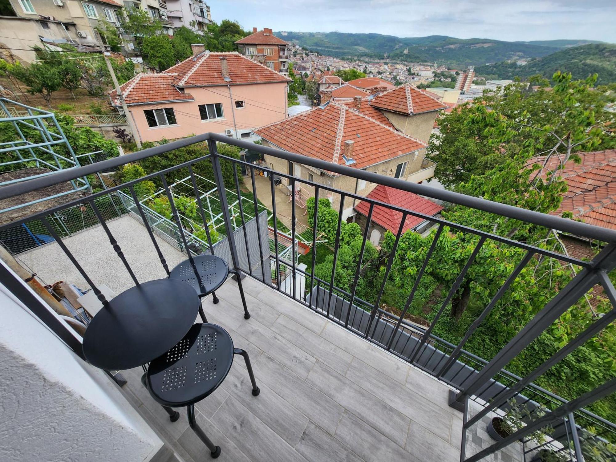 Panoramna - Guest Rooms Veliko Tărnovo Esterno foto