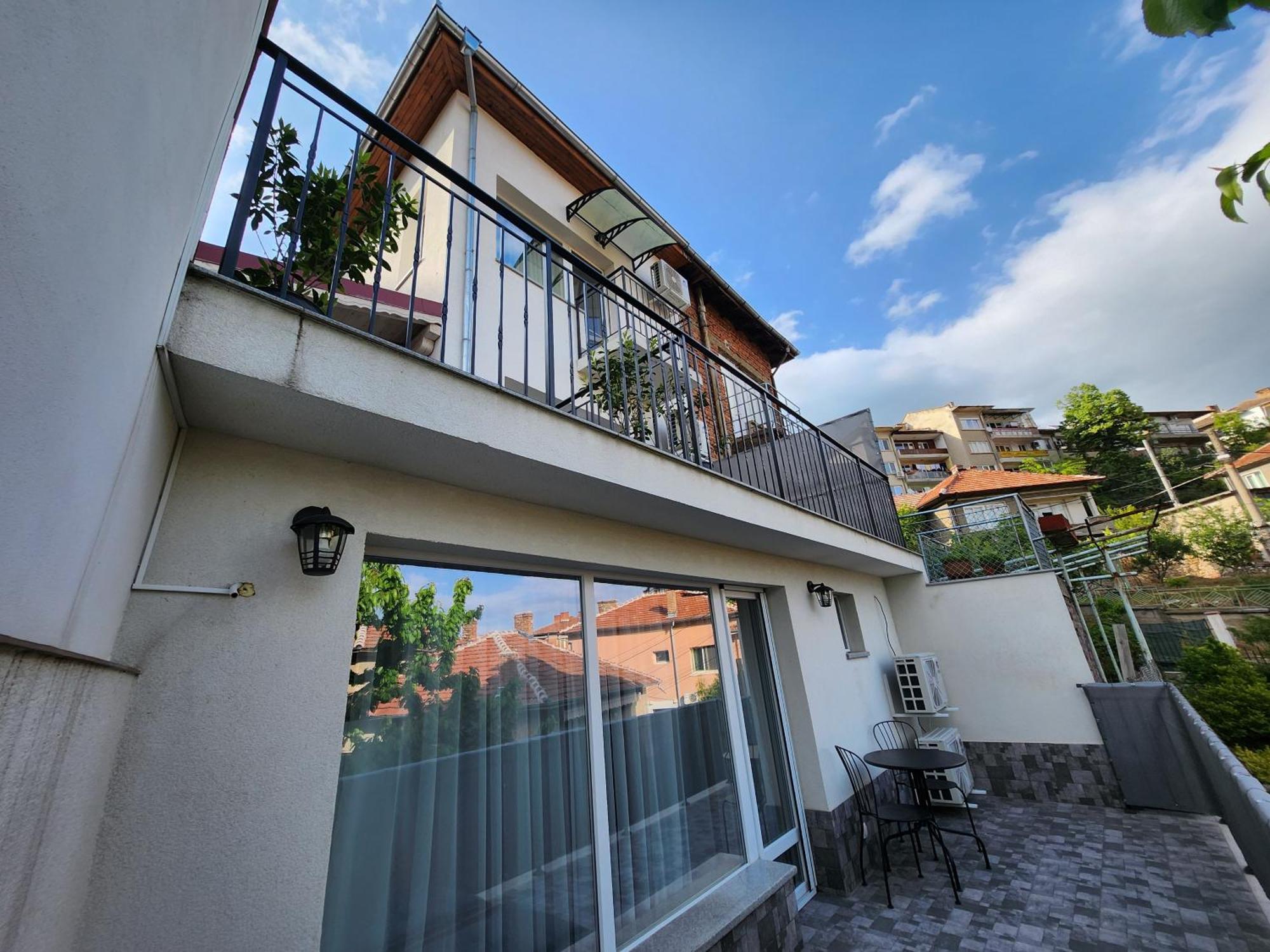 Panoramna - Guest Rooms Veliko Tărnovo Esterno foto