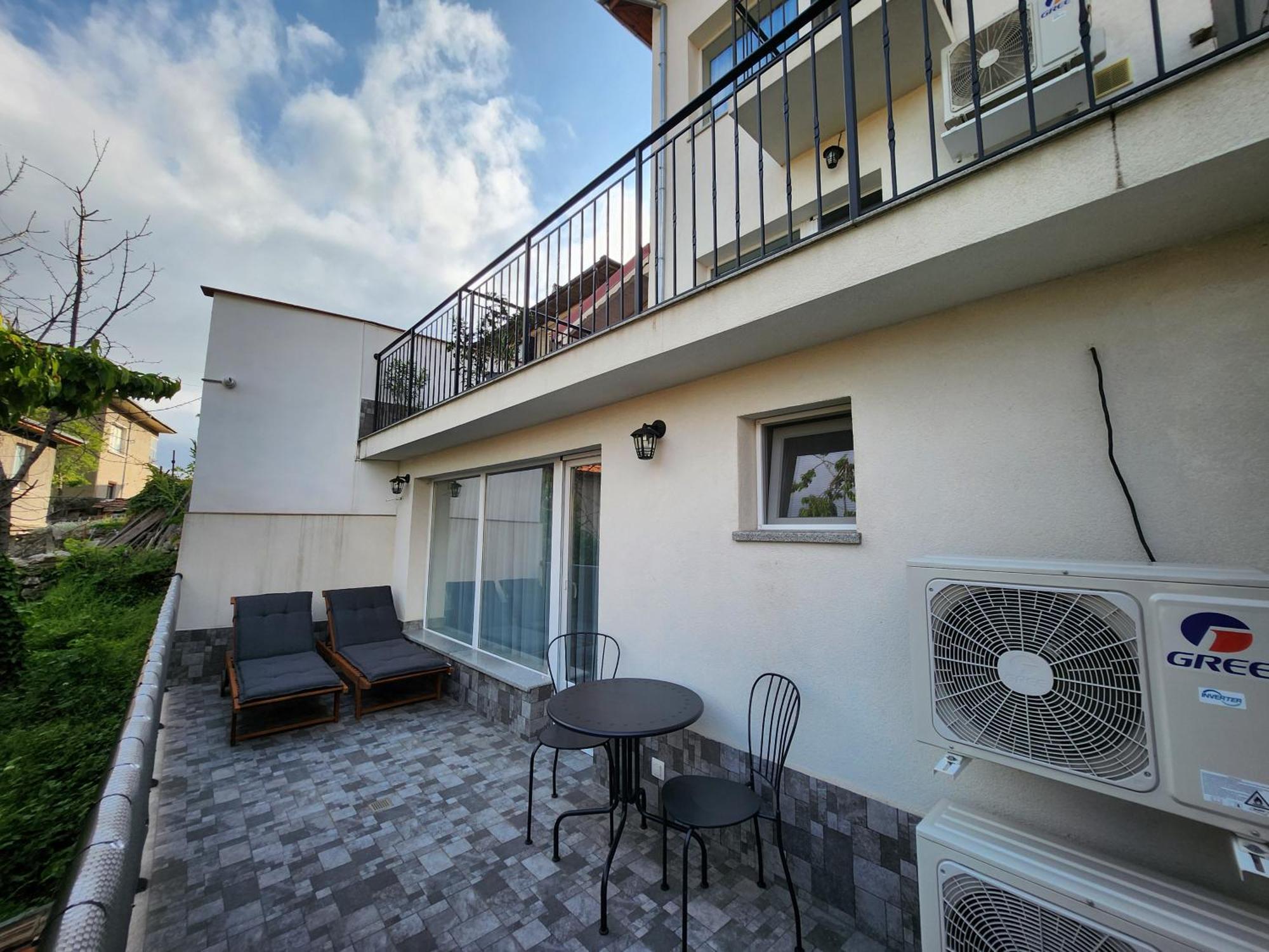 Panoramna - Guest Rooms Veliko Tărnovo Esterno foto