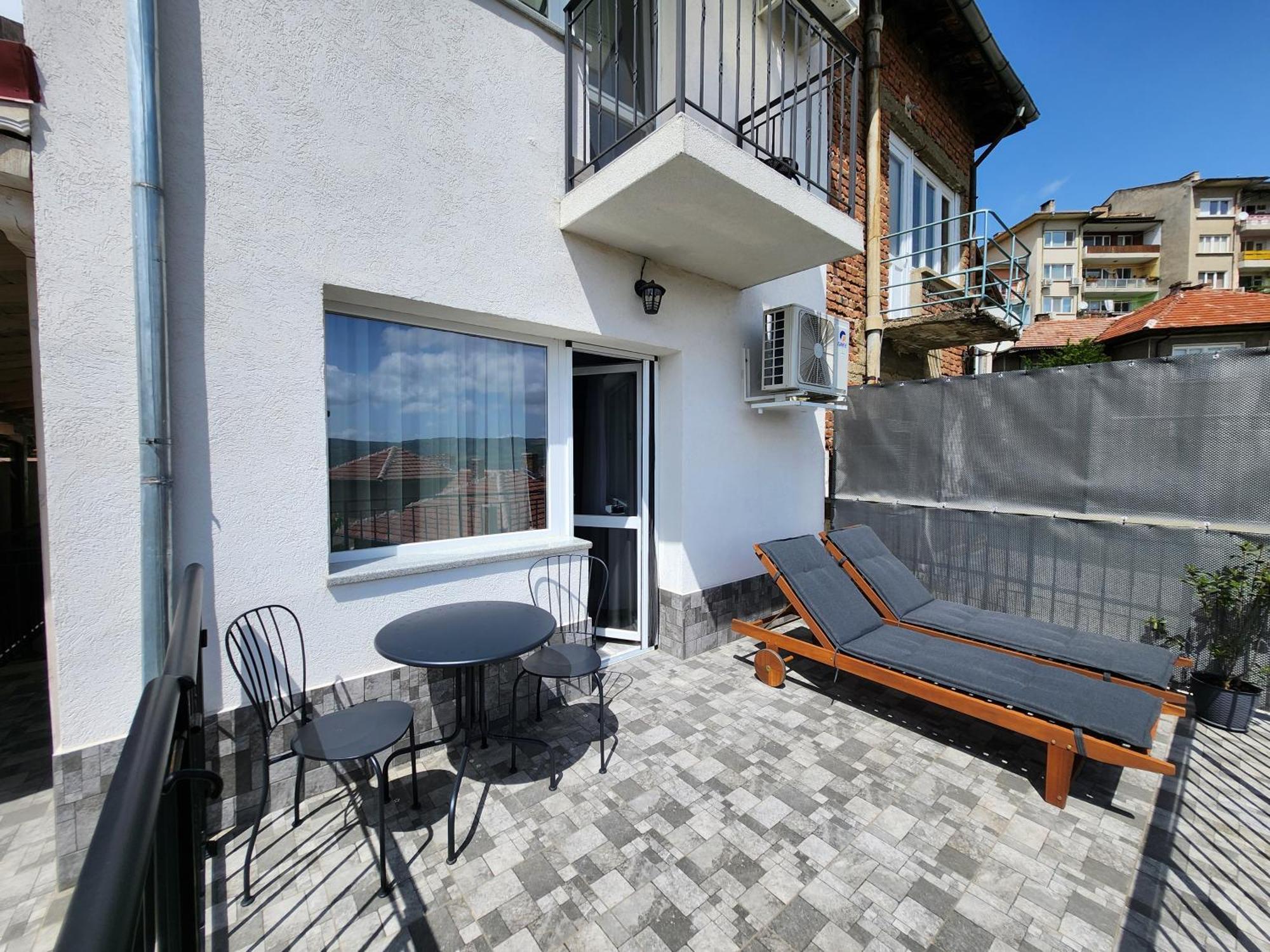 Panoramna - Guest Rooms Veliko Tărnovo Esterno foto